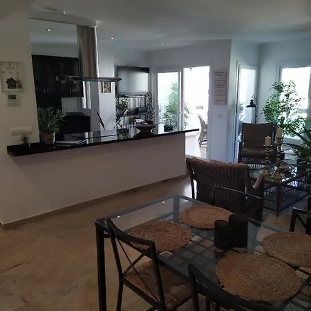 Apartman Reina Sofia 45 *