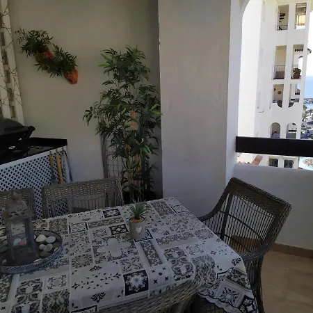 Reina Sofia 45 * Estepona