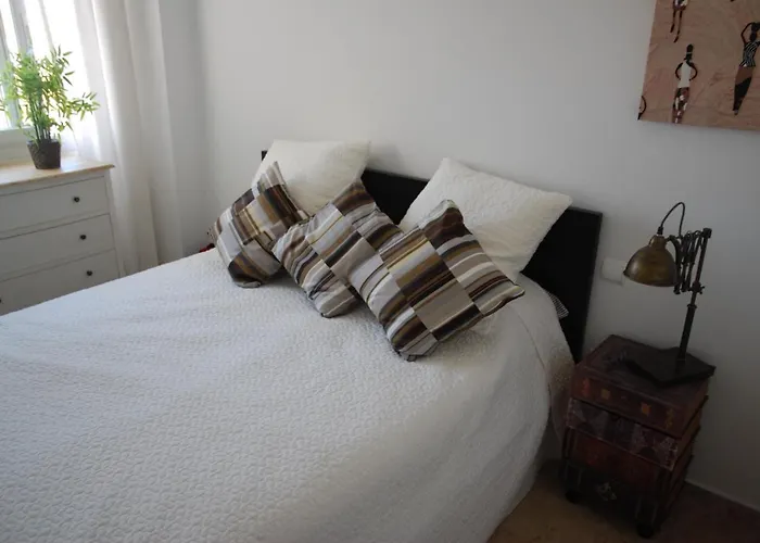 Apartamento Reina Sofia 45 *