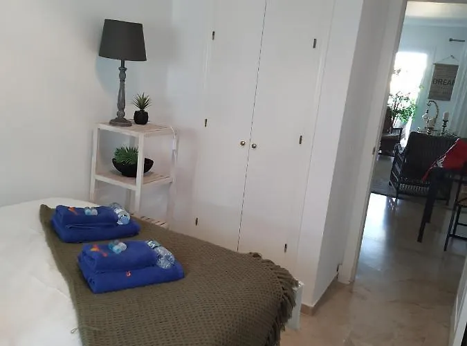 Apartamento Reina Sofia 45 Estepona